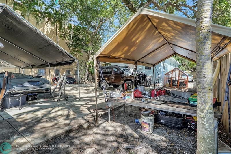 930 NE 132nd St, North Miami, Florida image 35