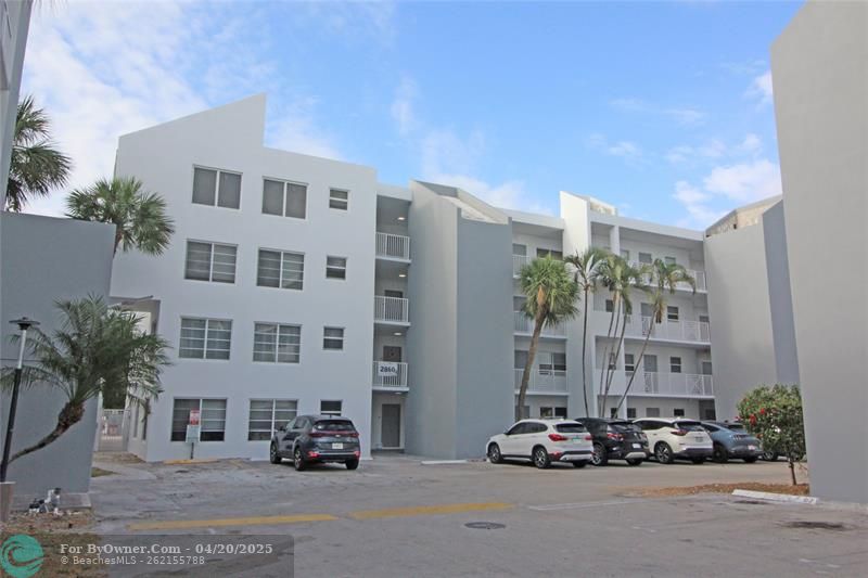 2860 NE 14th St #103 D, Pompano Beach, Florida image 1