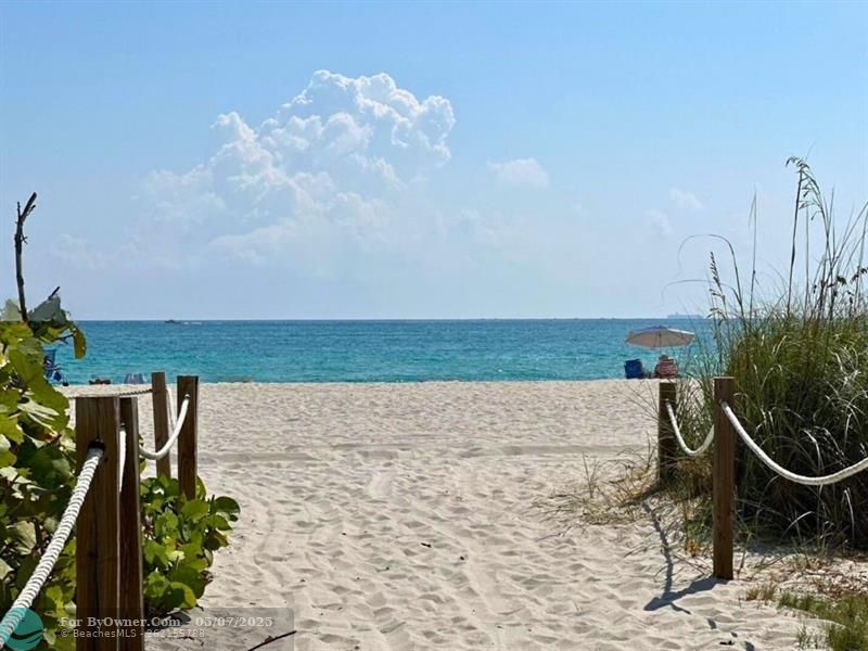5401 Collins Ave #622, Miami Beach, Florida image 21