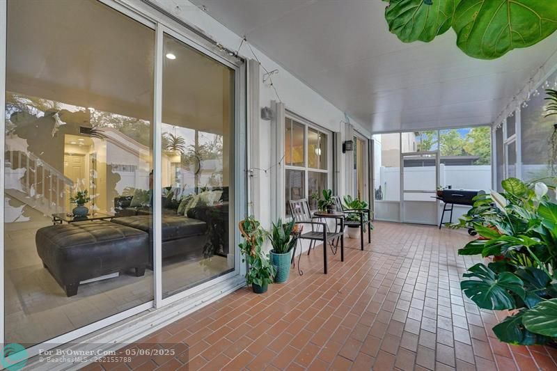 20725 NW 3rd St, Pembroke Pines, Florida image 41