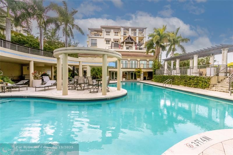2601 NE 14th Ave #302, Wilton Manors, Florida image 20
