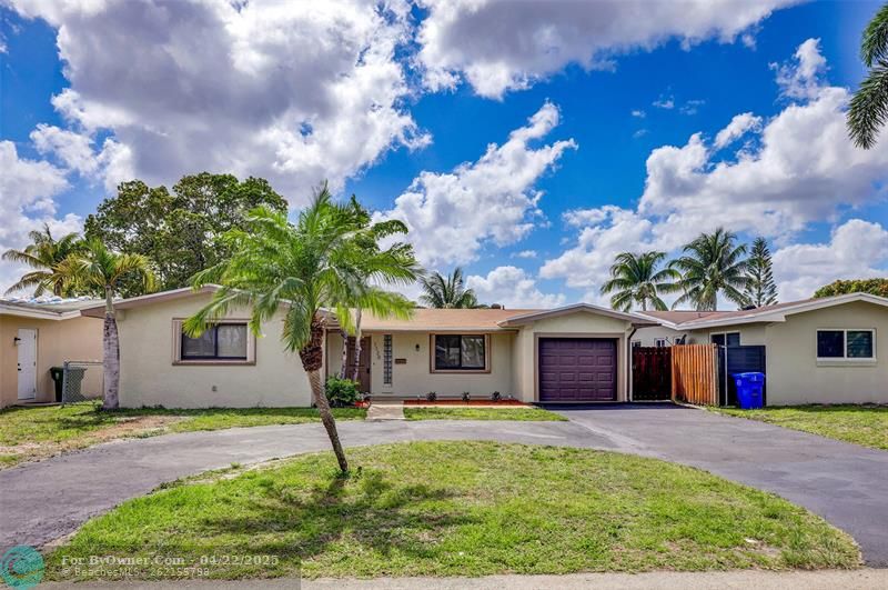 1120 NW 83rd Way, Pembroke Pines, Florida image 2