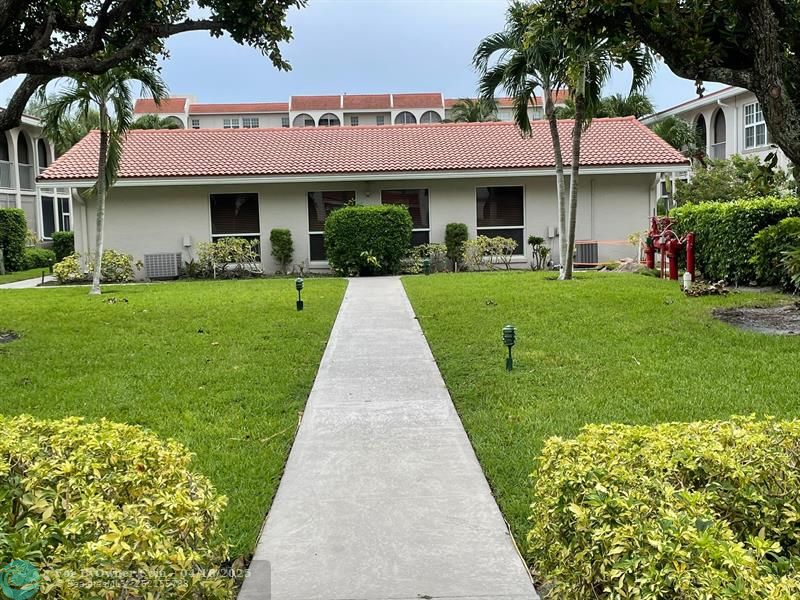 250 NE 20th St #210, Boca Raton, Florida image 45