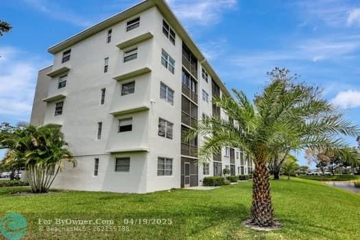 2228 N Cypress Bend Dr #210, Pompano Beach, Florida image 39
