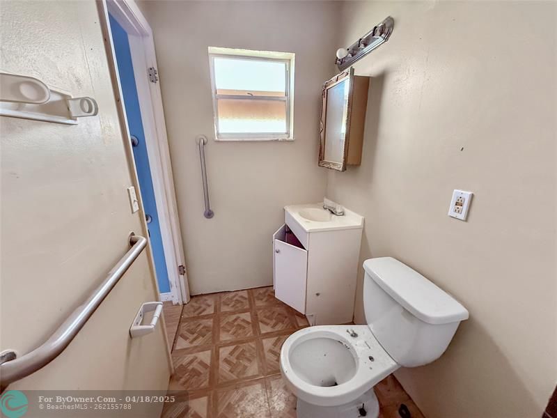 118 SW Lancaster Ave, Port Saint Lucie, Florida image 42