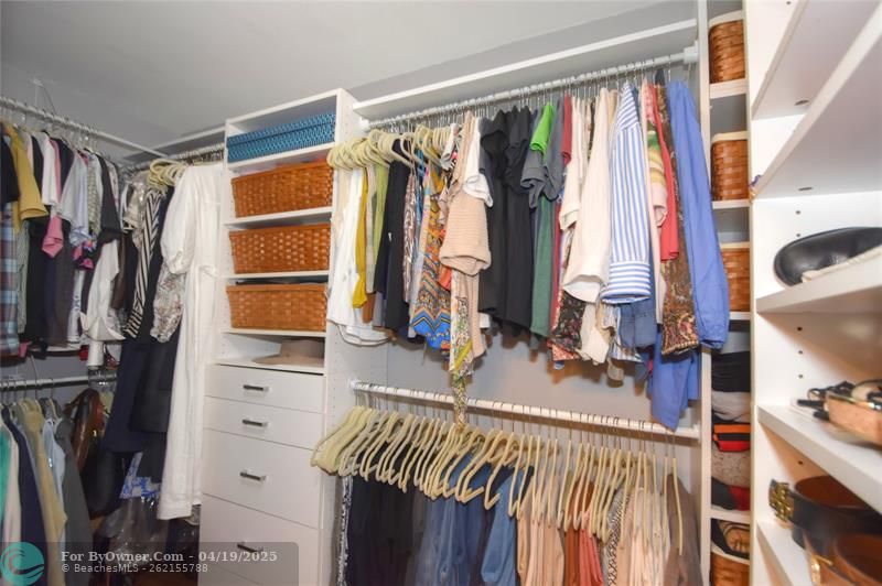 MASTER BEDROOM CLOSET