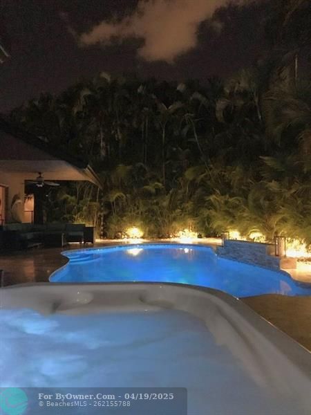 HOT TUB SPA ACTION IN THE VERY PRIVATE BACKYARD