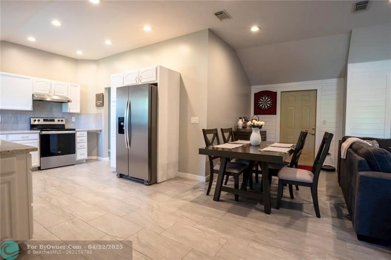 3109 SE Amherst Street, Stuart, Florida image 5