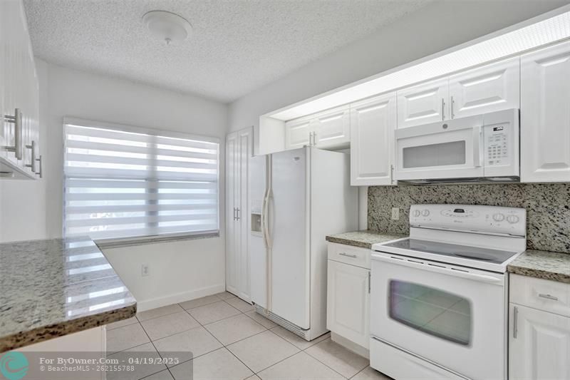 13455 SW 16th Ct #102F, Pembroke Pines, Florida image 11