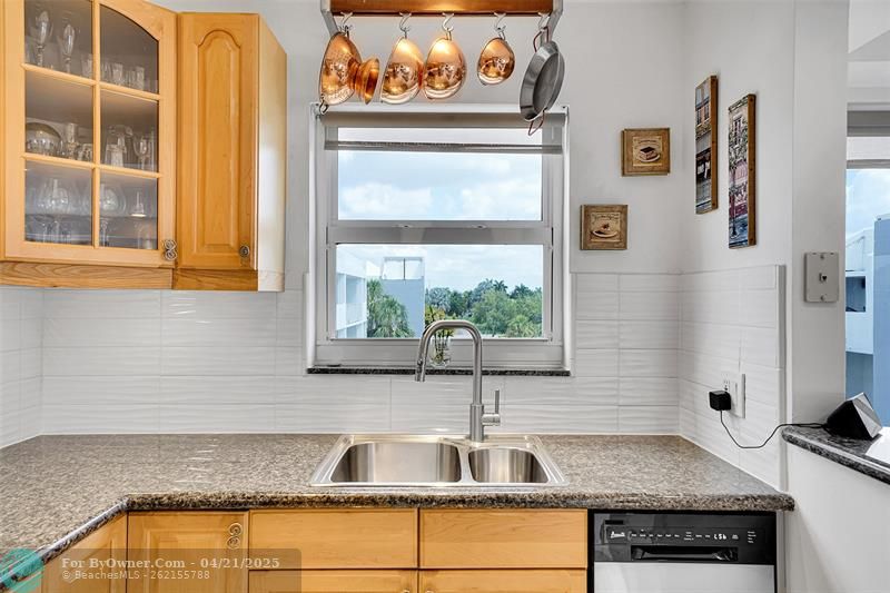 2860 NE 14th Street Cswy #D401, Pompano Beach, Florida image 20