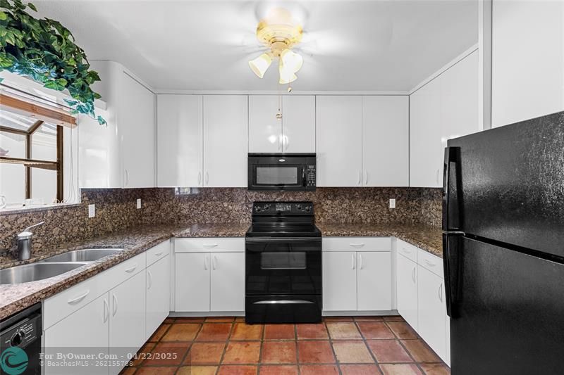 633 NE 19th Ave, Deerfield Beach, Florida image 28