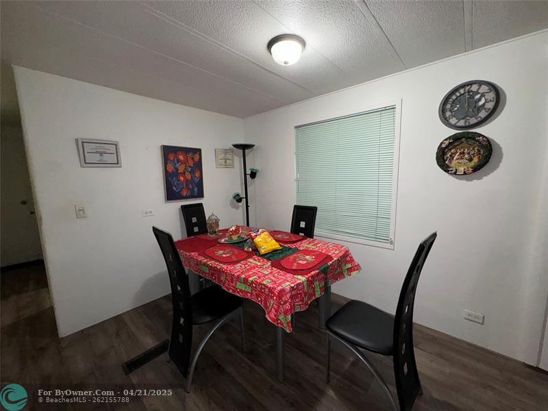6424 Dogwood Lane, Lantana, Florida image 25