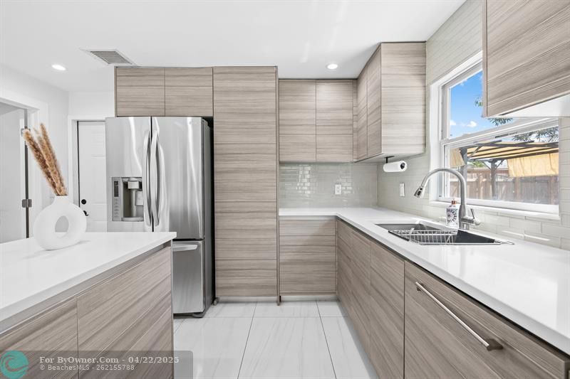 2830 NE 11th Ave, Pompano Beach, Florida image 10