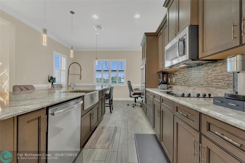 16060 Whippoorwill Cir, Westlake, Florida image 13
