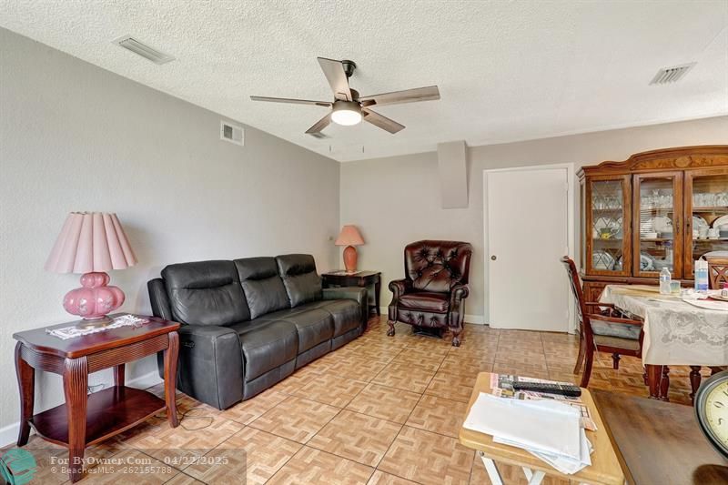 1340 NW 181st St, Miami, Florida image 20