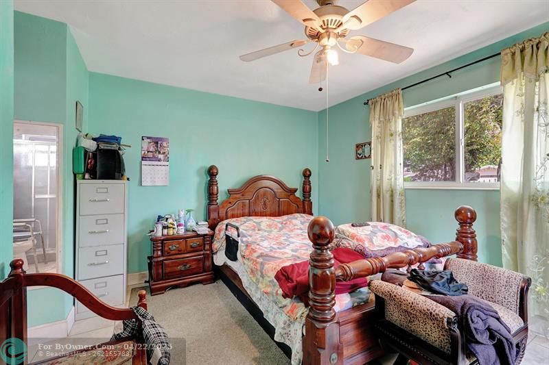 1340 NW 181st St, Miami, Florida image 35