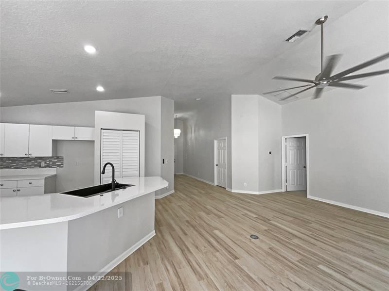 1066 Salmon Isle, Greenacres, Florida image 15