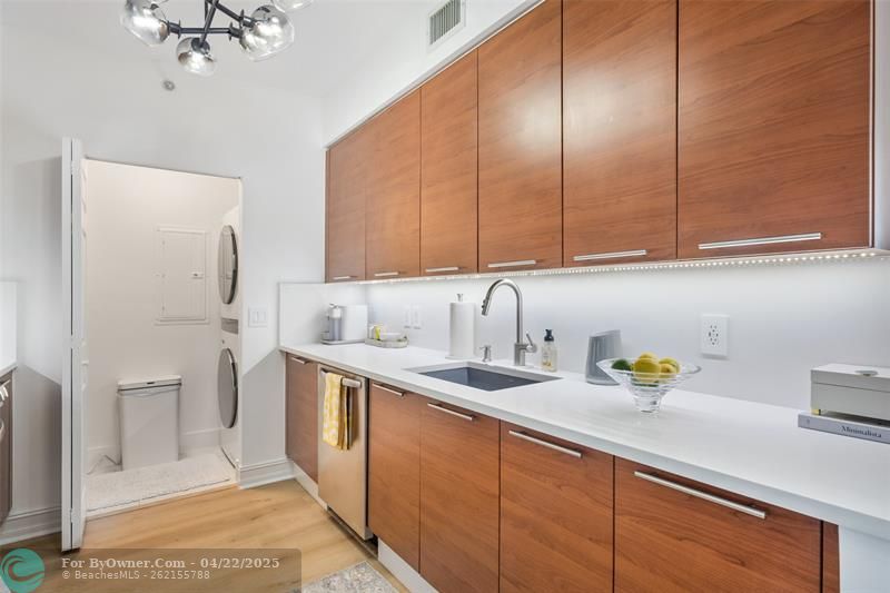 350 SE 2nd St #1580, Fort Lauderdale, Florida image 9