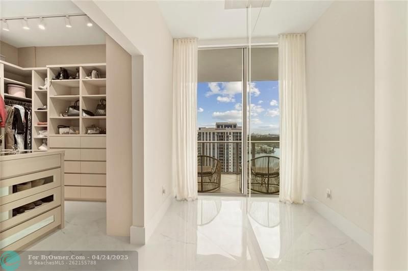 17301 Biscayne Blvd #PH 7, Aventura, Florida image 15