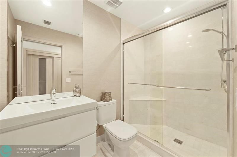 17301 Biscayne Blvd #PH 7, Aventura, Florida image 29