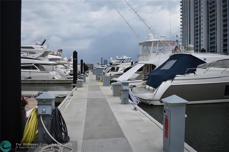 17211 Biscayne Blvd #064, North Miami Beach, Florida image 9