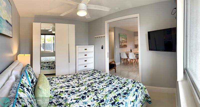 Guest bedroom