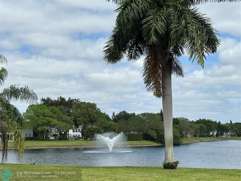 1007 Oakridge A #1007, Deerfield Beach, Florida image 2
