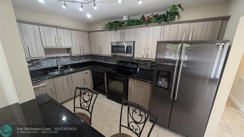 6232 NW 1st St, Margate, Florida image 9