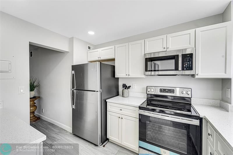 2201 NW 41st Avenue #209, Lauderhill, Florida image 6