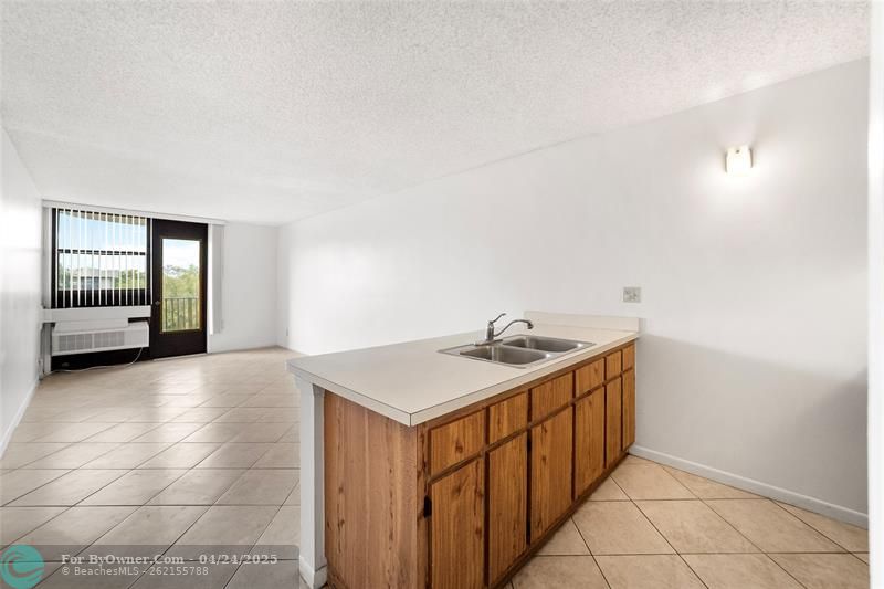 2771 Riverside Dr #517A, Coral Springs, Florida image 12