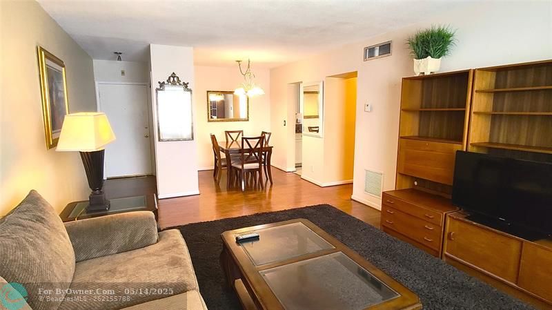 418 S Cypress Rd #104, Pompano Beach, Florida image 9