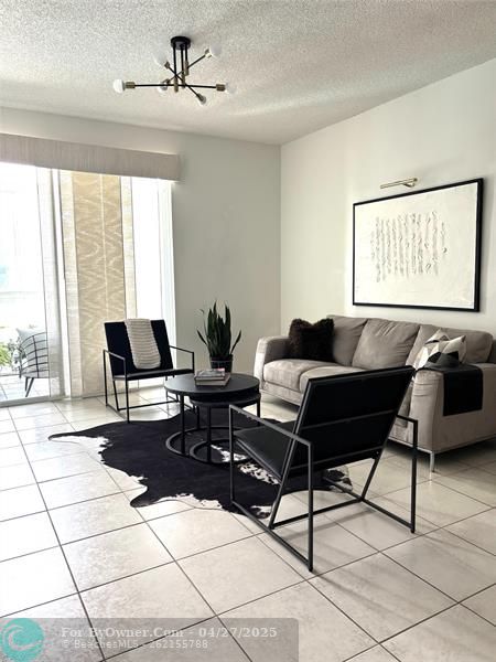 Minimalistis and sofisticate decoration
