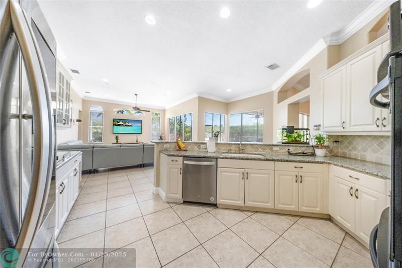 10645 NW 69th Pl, Parkland, Florida image 18