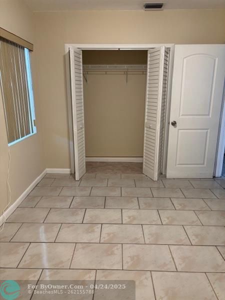 1251 W 61st Pl, Hialeah, Florida image 7