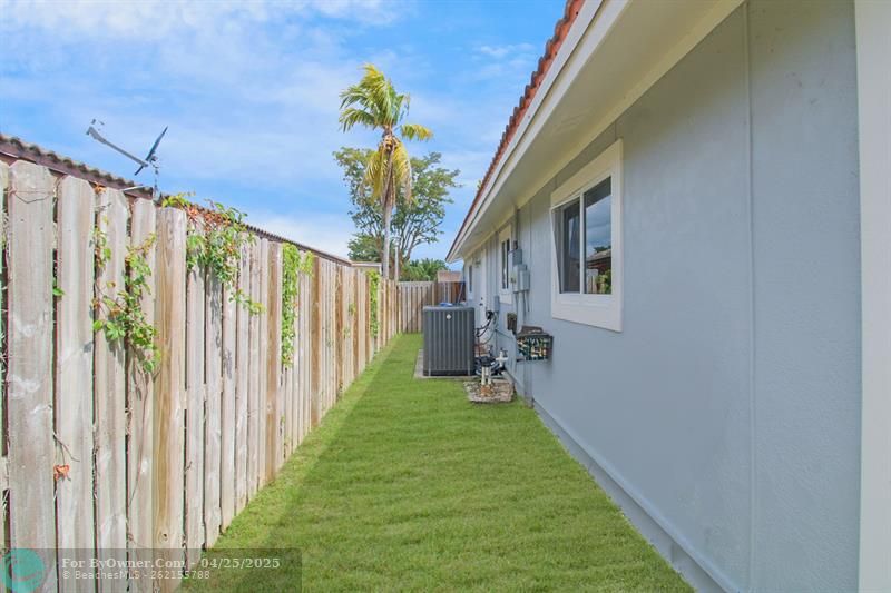 11922 NW 26th Pl, Coral Springs, Florida image 28