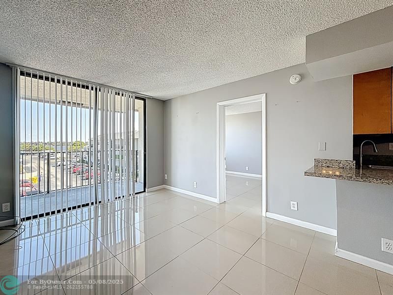 724 Executive Center Drive #32, West Palm Beach, Florida image 4