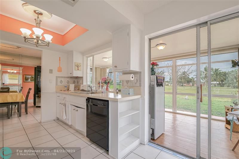 4510 NW 45th Ct, Tamarac, Florida image 13