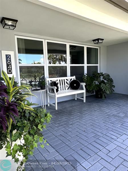 2640 NE 50th St, Lighthouse Point, Florida image 2