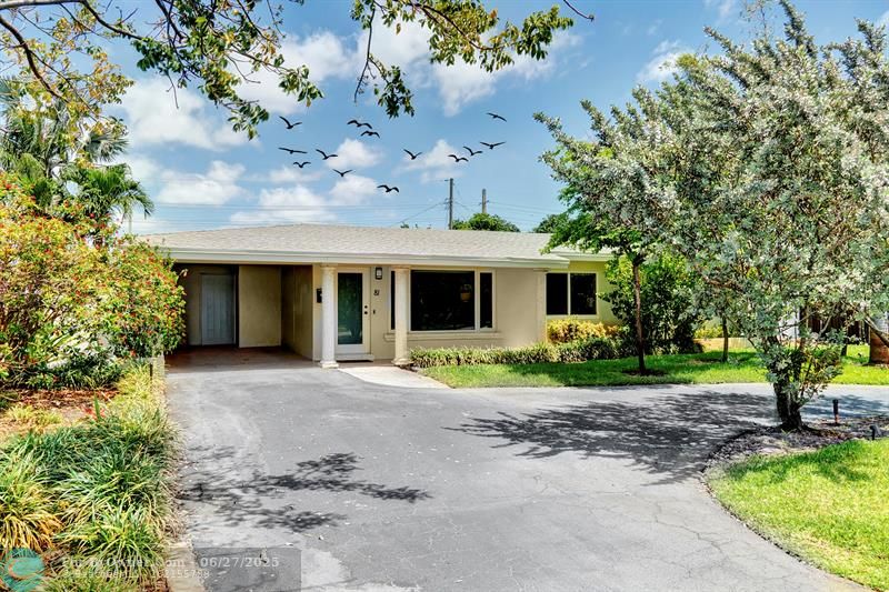 81 NW 37th St, Oakland Park, Florida image 2