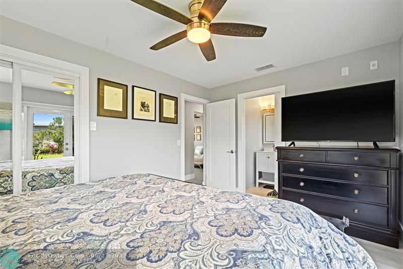81 NW 37th St, Oakland Park, Florida image 18