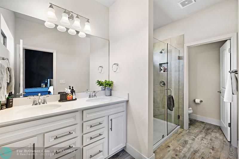 2178 Appleton Cir S, Oakland Park, Florida image 9