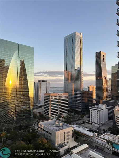 1250 S Miami Ave #2302, Miami, Florida image 2