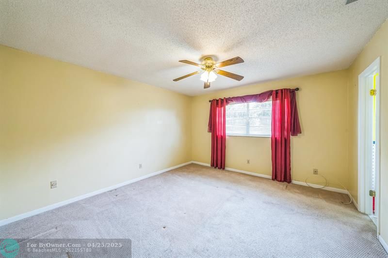 900 SE Lake St, Stuart, Florida image 22