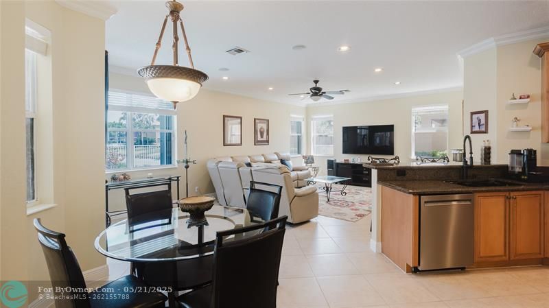 8225 Viale Matera, Lake Worth, Florida image 10