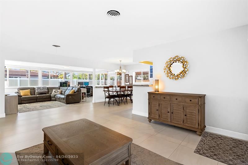 2120 NE 59th St, Fort Lauderdale, Florida image 6
