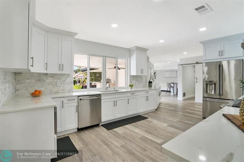 5201 NE 33rd Avenue, Fort Lauderdale, Florida image 13
