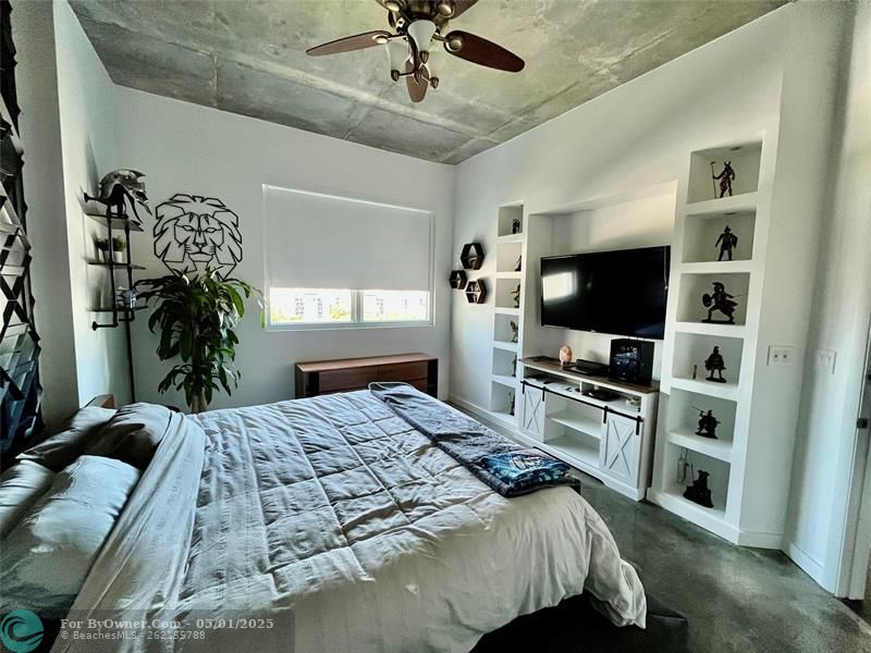 313 NE 2nd St #805, Fort Lauderdale, Florida image 10