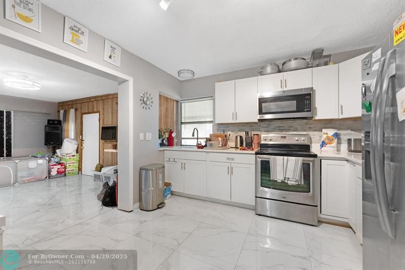 1815 Pinehurst Dr, West Palm Beach, Florida image 17