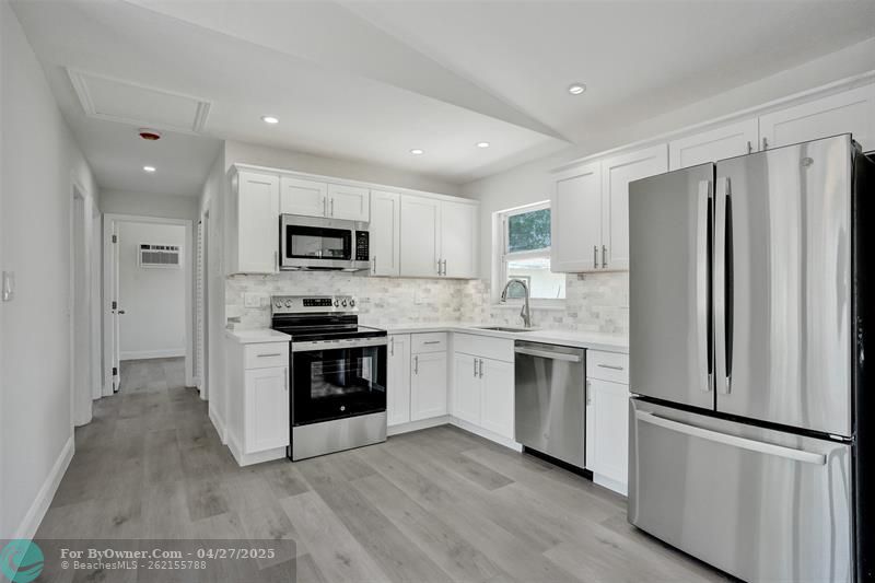 421 SW 22nd Ave, Fort Lauderdale, Florida image 2