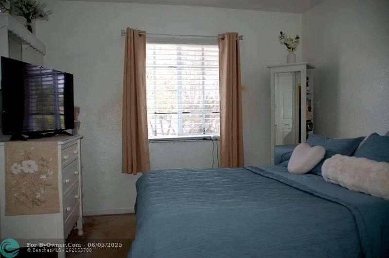 18713 SW 26th St, Miramar, Florida image 14